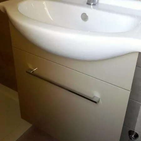 Big בית אירוח